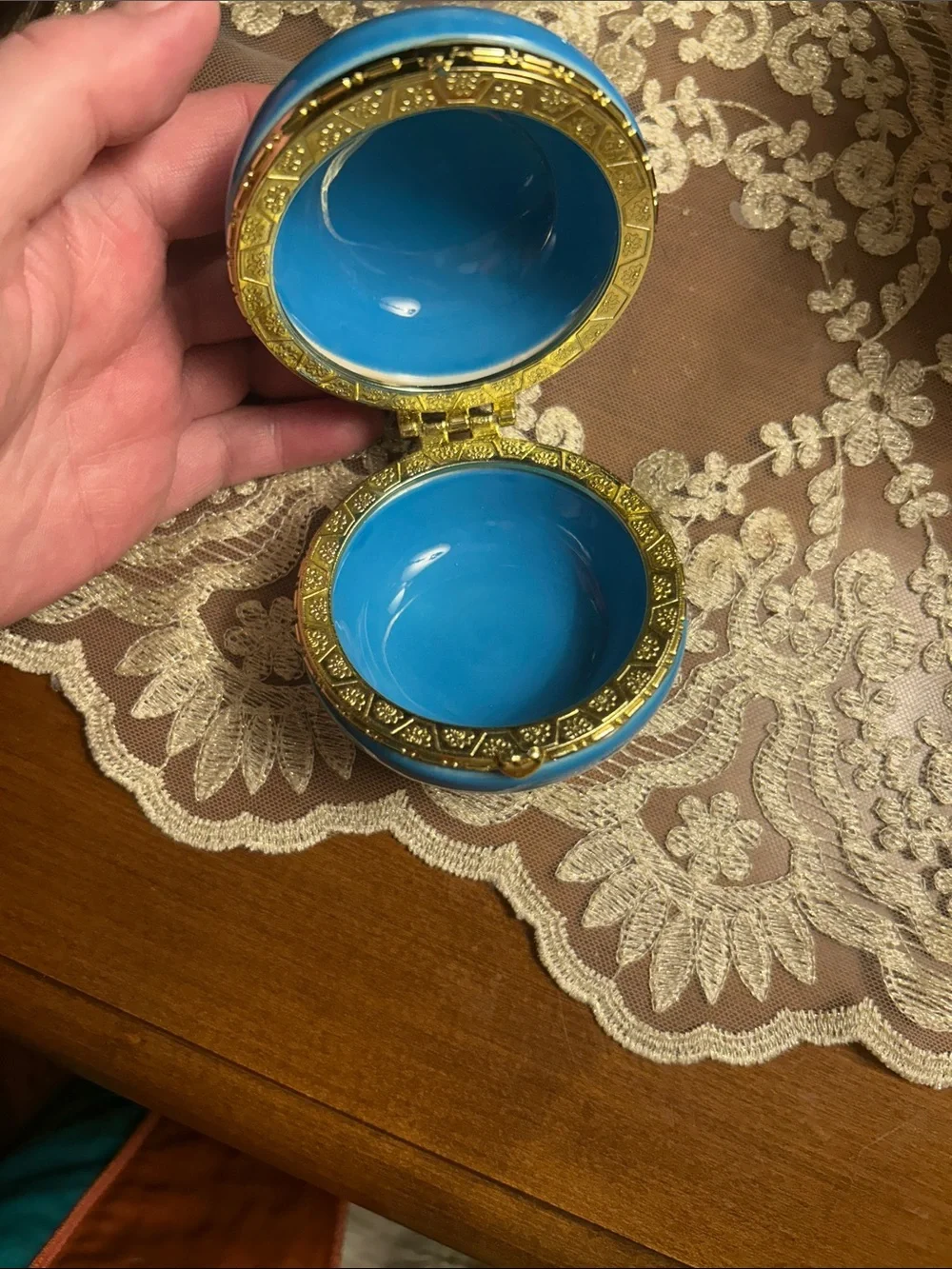 Blue Porcelain Decorative Trinket Box with Gold Trim
